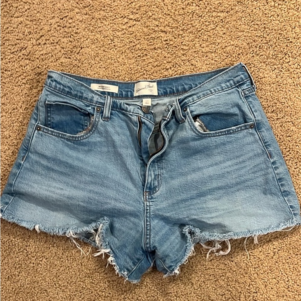 Universal Thread Light Blue Jean Shorts